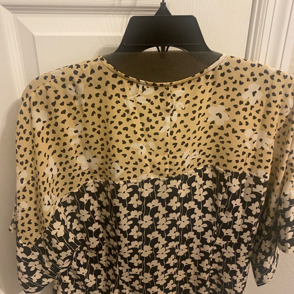 Cabi blouse - Picture 2 of 2